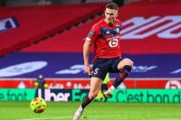 Newcastle Datangkan Sven Botman dari Lille