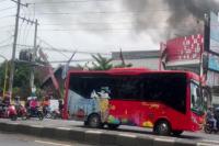 Pusat Perbelanjaan Aneka Jaya di Kendal Terbakar, 1 Orang Tewas