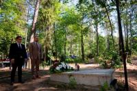 Polandia Temukan Kuburan Massal Berisi Abu Ribuan Korban Perang Nazi