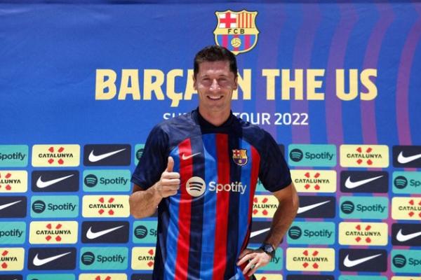 Lewandowski Nikmati Tantangan Baru di Barcelona
