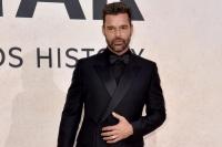 Bebas dari Tuduhan Pelecehan Seksual Sang Keponakan, Ricky Martin Fokus Healing