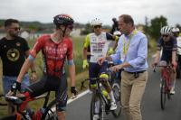 Para Pengunjuk Rasa Kembali Ganggu Jalannya Tour de France