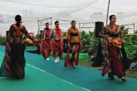 Festival JKCI Dimeriahkan dengan Peragaan Busana di Kebun Tembakau 