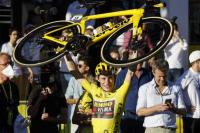 Akhiri Dominasi Pogacar, Jonas Vingegaard Juarai Tour de France 2022