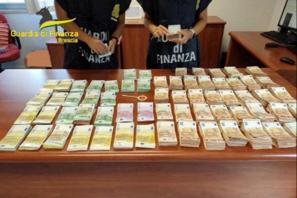 Polisi Italia Sita Aset Arsitek yang Terkait dengan Rusia