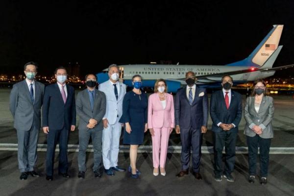 Pelosi Tunjukkan Komitmen Dukungan AS di Taiwan, China Mengutuk