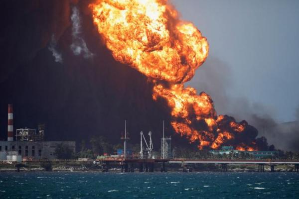 Tangki Minyak Mentah Ketiga Kuba Jebol, Api Kian Berkobar di Pelabuhan
