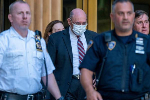 Pejabat Bisnis Trump Akui Bersalah dalam Kasus Penipuan Pajak