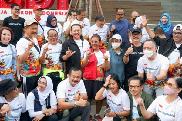 Bamsoet Dan Sejumlah Menteri Jalan Pagi di Kawasan Sarinah