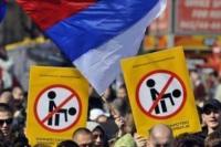 Ribuan Orang Tolak Rencana Parade LGBT Eropa di Serbia 