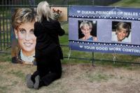 Pameran Putri Diana di Vegas Bolehkan Pengunjung Menikah ala Kerajaan