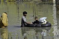 Pakistan Jebol Danau Cegah Banjir Lebih Parah