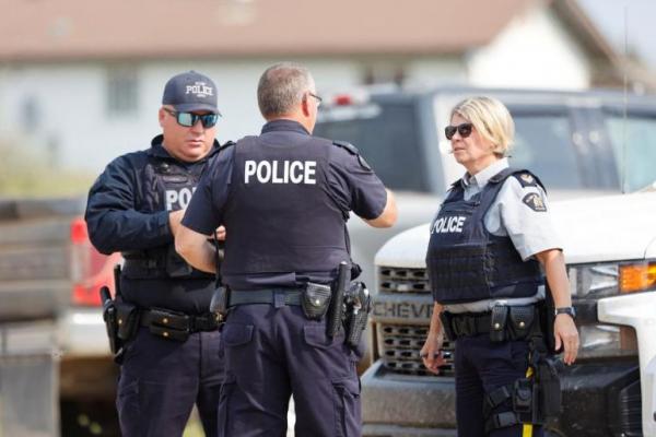 Kanada Memperluas Perburuan Tersangka Penikaman yang Tewaskan 10 Orang