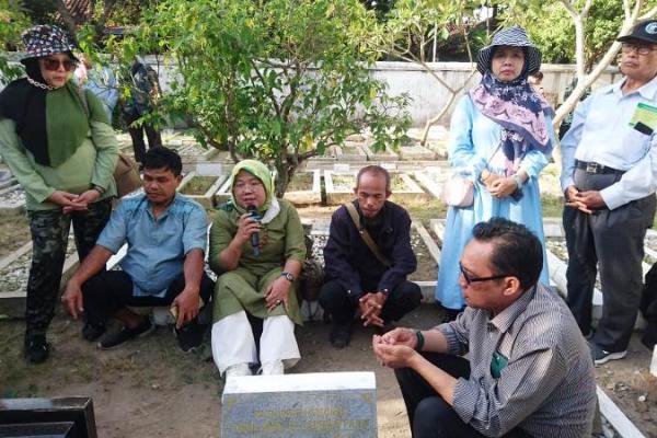 MN KAHMI Ziarah Makam Pendiri HMI Lafran Pane