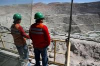 Pekerja Tambang Chili Mogok karena Masalah Keamanan dan Lubang Misterius