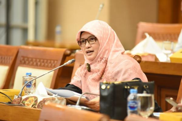 Anggota Komisi VII: Bansos Bukan Solusi Kenaikan BBM