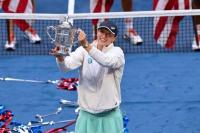 Kemenangan Swiatek Awal Baru Tenis Putri Setelah Serena Williams