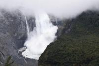 Gletser Gunung di Patagonia Chili Runtuh Akibat Suhu Tinggi