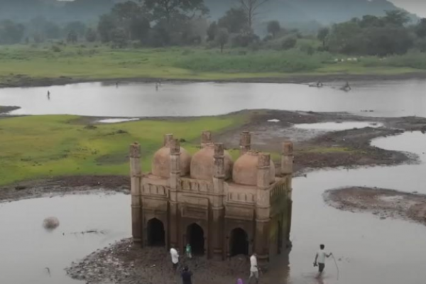 Terendam 30 Tahun, Masjid di India Ini Muncul Setelah Bendungan Mengering