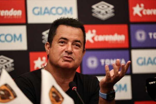 Pemilik Klub Hull City Mengalami Kecelakaan di Jalan Raya Istanbul