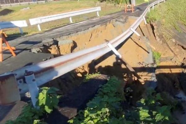 Topan Badai Menerjang Jepang Tengah, Dua Orang Tewas