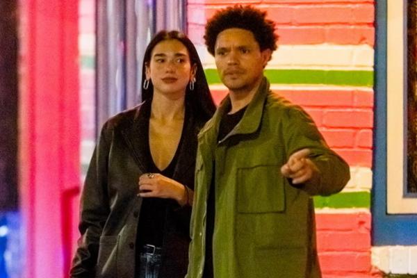 Putus dari Anwar Hadid, Dua Lipa Dikabarkan Berkencan dengan Trevor Noah
