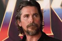 Penggemar Berat Star Wars, Christian Bale Idamkan Peran Jadi Robot Stormtrooper