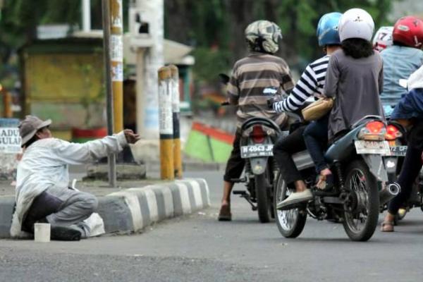 Semarang Akan Denda Rp1 Juta Pemberi Uang Kepada Pengemis