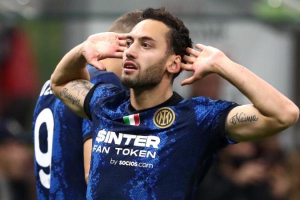 Inter Milan Kalahkan Barcelona Lewat Gol Tunggal Hakan Calhanoglu 
