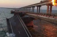  Rusia, Tiga Orang Tewas Dalam Ledakan Jembatan Crimea
