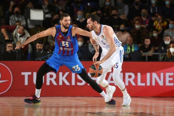 Barcelona Memenangkan El Clasico Bola Basket
