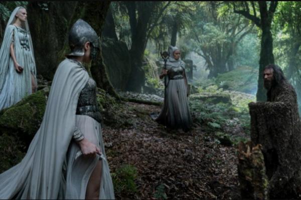 Sosok Orang Asing Disebut Sang Istar, Apa Maknanya di Film The Rings of Power?