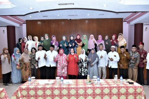 Pensiunan Pegawai DPR Gelar Khatam Al-Qur`an Putaran ke-96