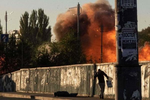 Drone Rusia Hantam Kyiv