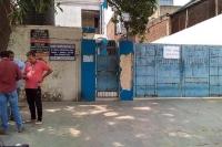 India Stop Operasi Pabrik Obat Sirop Akibat Kematian Puluhan Anak di Gambia
