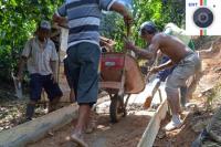 Dilakukan Swakelola, Pembangunan Jalan Tani Manfaatkan Pekerja Lokal