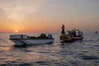 Italia Izinkan Anak di Bawah Umur dan Orang Sakit untuk Tinggalkan Kapal Migran