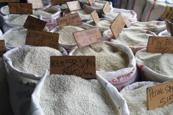 Zulhas Sebut Harga Beras Rp9.400/Kg, Bisa Dibayar Pakai QRIS