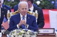 Senator AS Desak Biden Berbagi Informasi dengan ICC soal Kejahatan Perang Putin