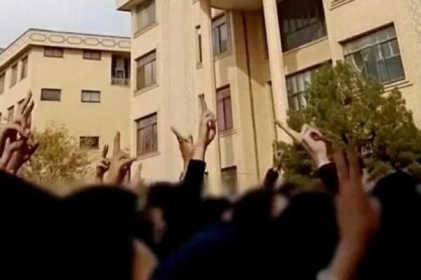 Peringati Aksi 2019, Warga Iran Gelar Pemogokan, Tolak Ulama yang Berkuasa