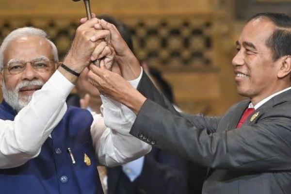 Tutup KTT, Indonesia Serahkan Presidensi G20 kepada India