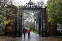 Fakultas Hukum Yale dan Harvard Tolak Berpartisipasi dalam Peringkat Tahunan