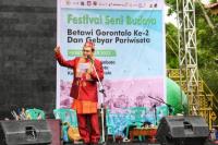 Fadel Muhammad Apresiasi Festival Budaya Betawi Gorontalo