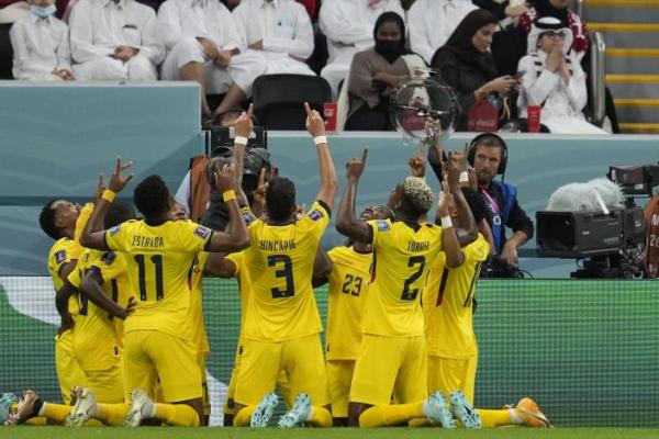 Pertama Kali, Tuan Rumah Piala Dunia Kalah di Laga Perdana