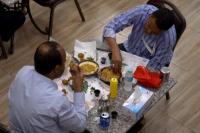 Makan Tengah Malam, Apakah Bisa Membuat Jadi Gemuk?