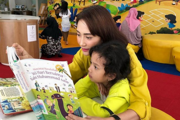 28 November Hari Dongeng Nasional, Kecintaan Pak Raden pada Dunia Anak-anak