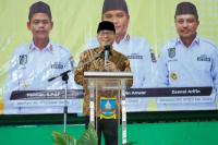 Pelantikan Apdesi DPC Serang, Yandri Susanto: Kepala Desa Harus Mengawal dan Menjaga Pembangunan