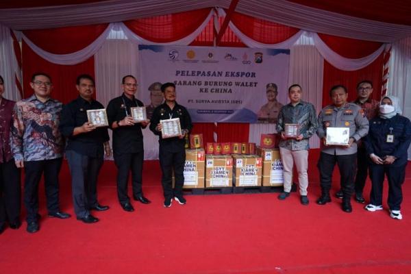 Mentan Lepas Ekspor Sarang Burung Walet Ke China Senilai Rp 8 Miliar