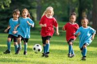 Tak Hanya Menyenangkan, Berikut Sederet Manfaat Bermain Sepak Bola untuk Anak