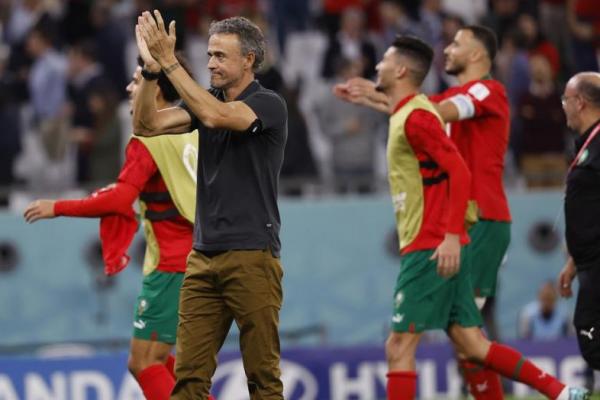 Pelatih Spanyol Luis Enrique Dipecat, De la Fuente Mengambil Alih